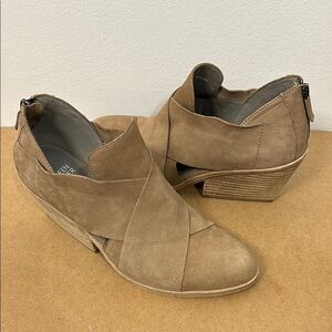 Eileen Fisher Jenkins Tan Ankle Boots Booties Size 8